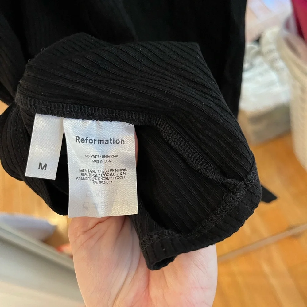 Sleek Sexy Reformation Black Ribbed fitted Midi Dress with thin spaghetti straps - Picture 13 of 15